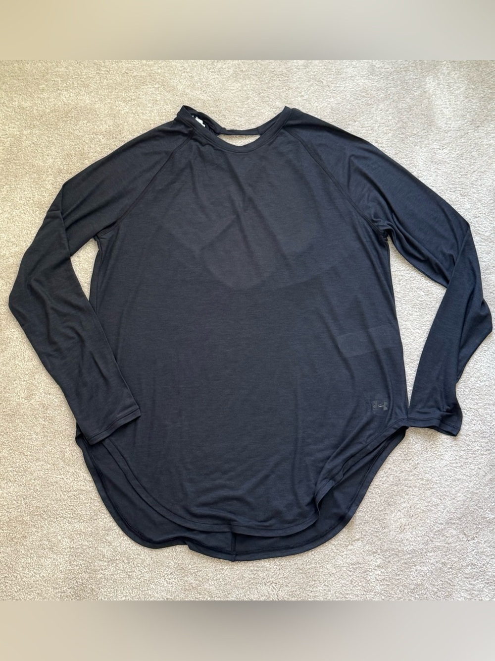 Under Armour Women's Long Sleeve Airy Open Back Loose Fit - Black Sz XL - NWT